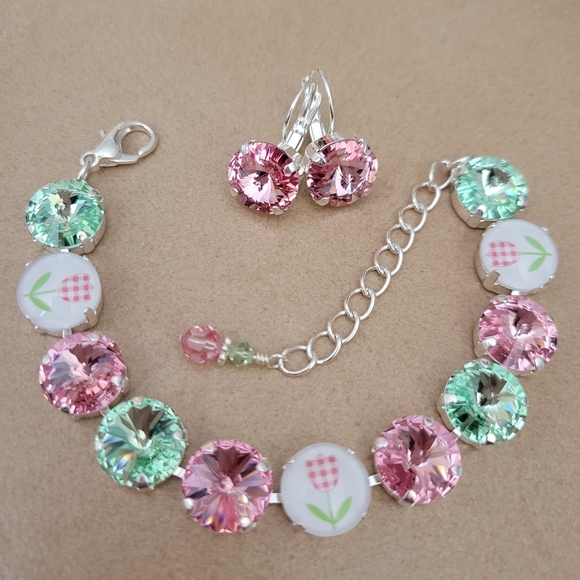 Austrian Crystal Earrings in Shiny Silver Plating - Picture 7 of 7